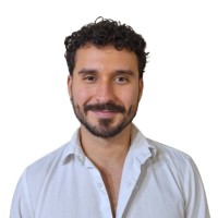 Luis Alejandro Arango Tousseintt