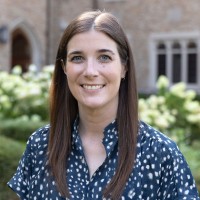 Clare Mundy, Mpa