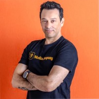 Eduardo Albino