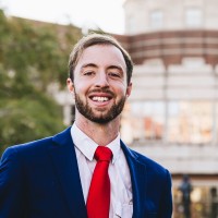 Dustin Leonard
