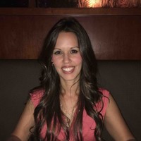 Larisa M Lee