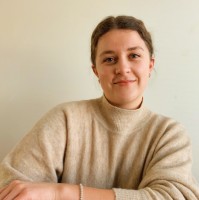 Amelia Holcomb