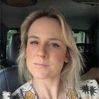 Luciana Gualda De Barros
