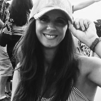 Julie Thomas