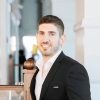Yaniv Segal