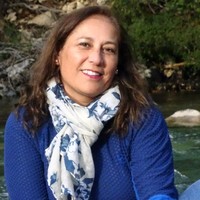 rose marie varas