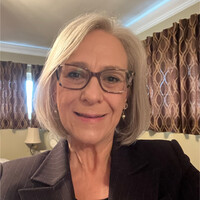 Leslie Berg