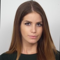 Dóra Dunavölgyi