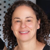 Katherine Dee