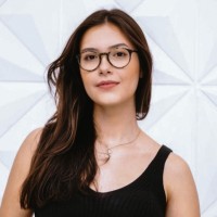 Julia Cavalare Serapião