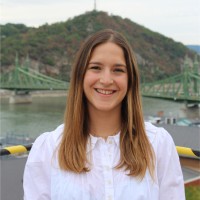 Rebeka Tóth