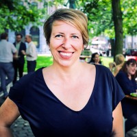 Caroline Gennez