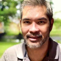 Monty De La Cruz