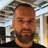 Andre Menezes