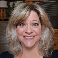 Lisa Brickle, Rhit