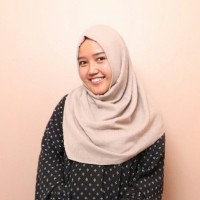 apt. Erna Hidayawati, S.Farm