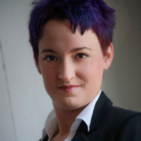 Elizabeth Dumont, Pmp