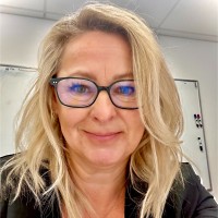 Vicki Irons