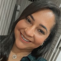 Ana Carla Oliveira