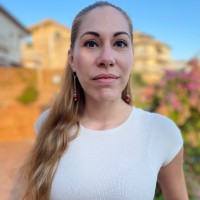 Laura M. Dias M.