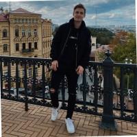 Алексей Емец