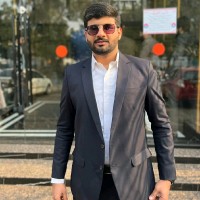 Hamza Akbani