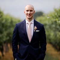 Erik Mills