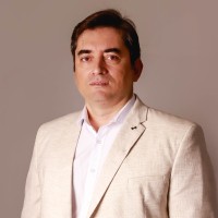 César Castro