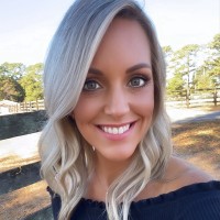 Lindsey Holder