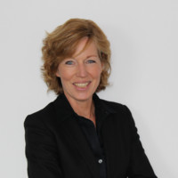 Sabine Kuehn