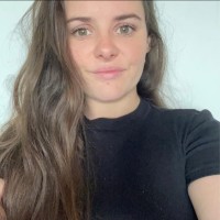 Anna Dolan