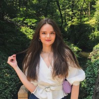 Elif Topuz