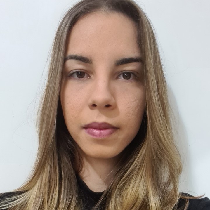 Isabele Vasconcellos