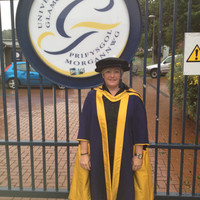 Dr Rhian Hills
