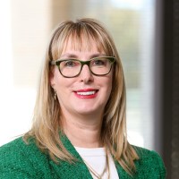 Dr Wendy Dobson