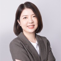 Winnie Lee