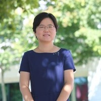 秦l玲