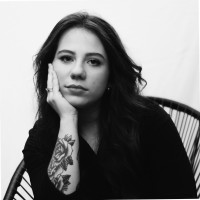 Bruna K.