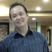 Eric Surabaya)