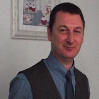 Andrew Comb