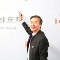 张鹏龙