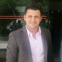Vedat Uşakli