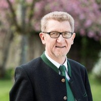 Günter Schuster