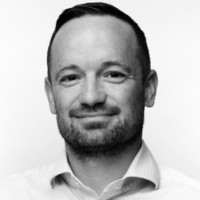 Jonathan Kemp