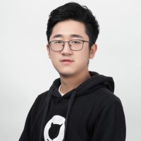 李柄坤