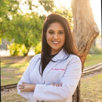 Dr. Meghna Thacker, NMD