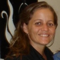 Flávia Campos