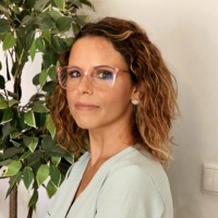 Ana Tomás