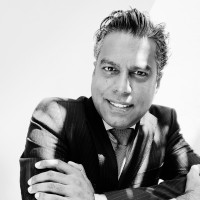 Sujit Mathoera