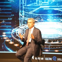 Okan Baş